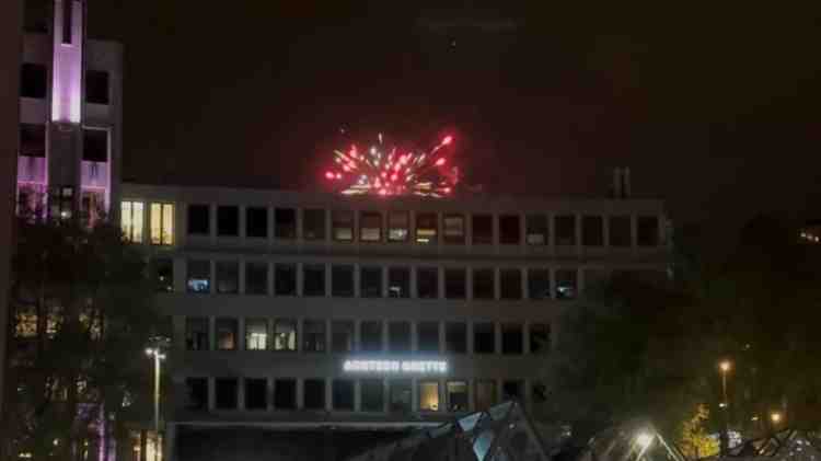  图片报：欧冠遇盘外招！拜仁下榻酒店深夜遭烟花爆竹干扰
